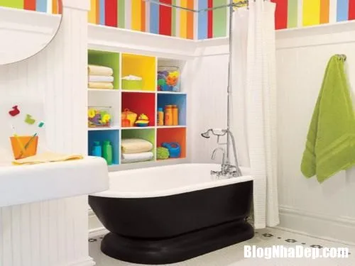 Cách trang trí phòng tắm siêu dễ thương khiến bé muốn tắm mỗi ngày