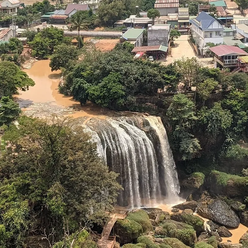 Bạn có biết Thác Voi cách Đà Lạt bao nhiêu km?