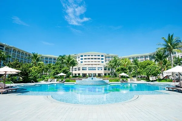 Chia sẻ kinh nghiệm du lịch Đà Nẵng nên ở Resort nào tốt?