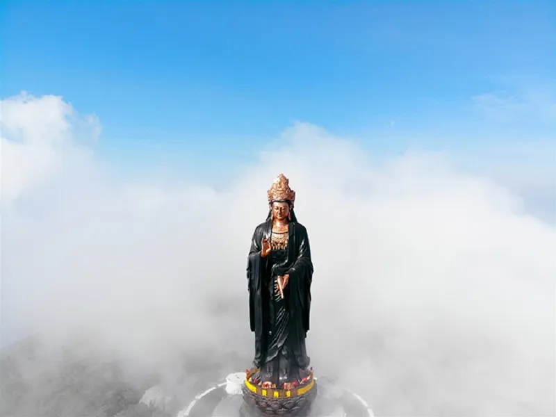 Chiêm bái Phật Bà Tây Bổ Đà Sơn - Tượng Phật Bà bằng đồng cao nhất Châu Á tọa lạc trên đỉnh núi