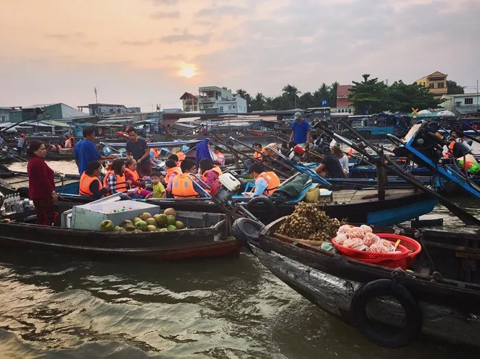 Chợ nổi Năm Căn Cà Mau – Nét văn hóa đặc trưng của vùng Nam Bộ