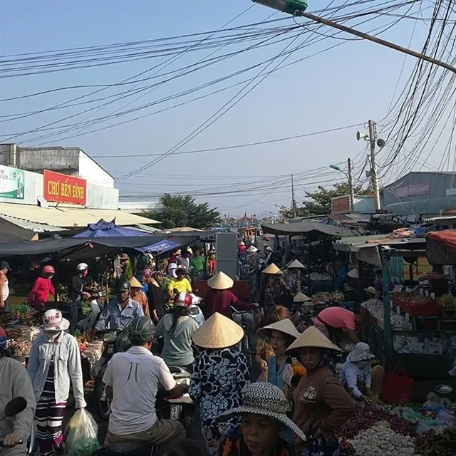 Cuối tuần “phá đảo” 4 CHỢ HẢI SẢN ĂN LIỀN tràn ngập đồ tươi rói ở Vũng Tàu