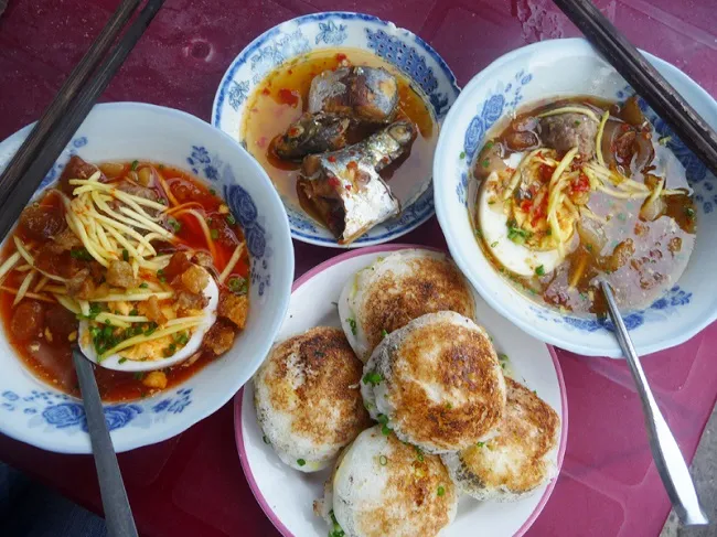 Đặc sản Mũi Né - Bánh căn