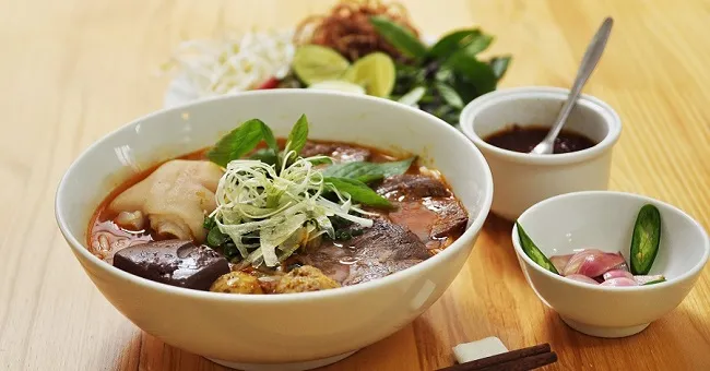 Đặc sản Mũi Né - Bánh xèo