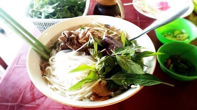 Đặc sản Mũi Né - Bún bò Phan Thiết