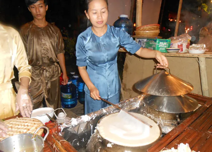 Đặc sản Nha Trang - Bánh đập