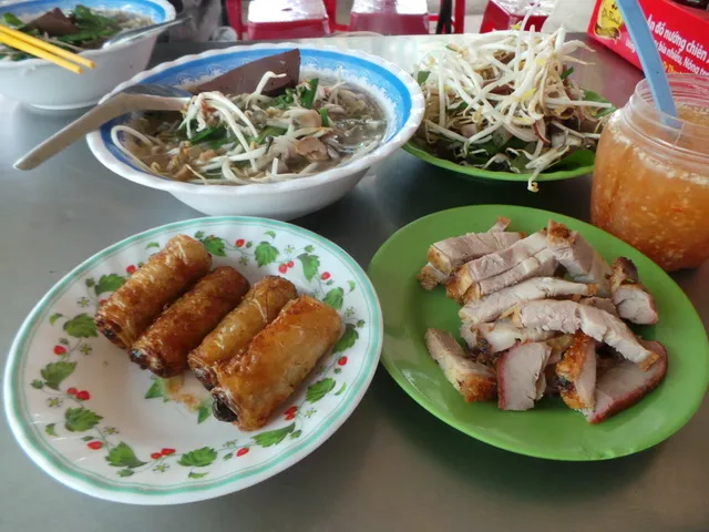 ​Đặc sản Trà Vinh – Bún nước lèo