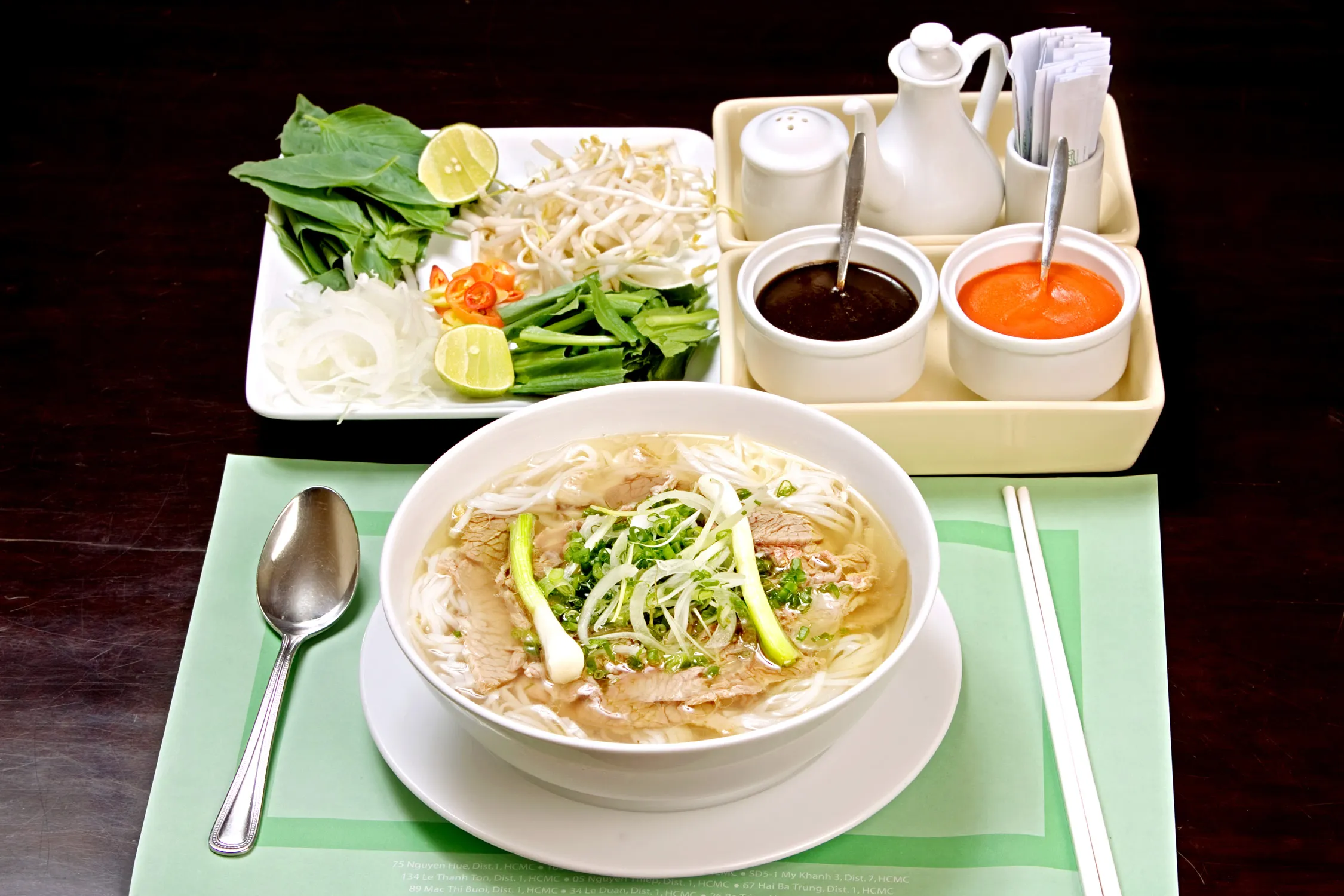 Địa chỉ 10 quán ăn ngon ở Hà Nội vào buổi tối