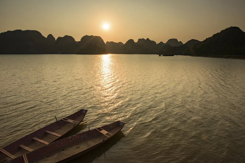 "Điểm danh" Top 29 địa điểm du lịch đẹp nhất Hà Nội năm 2023