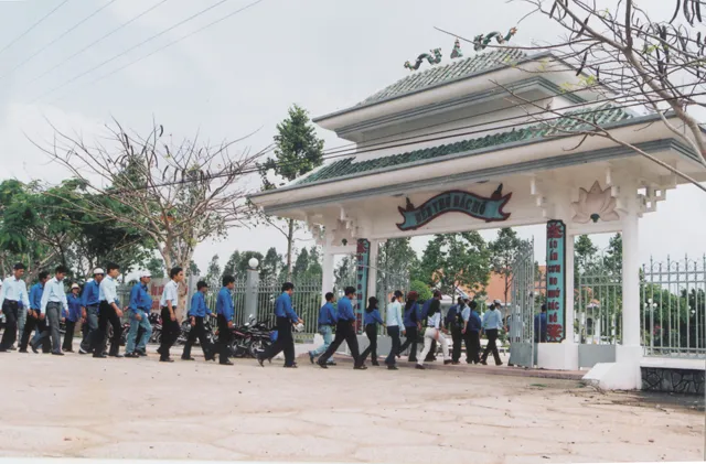 Du Lịch Hậu Giang Ghé Thăm Đền Thờ Bác Hồ