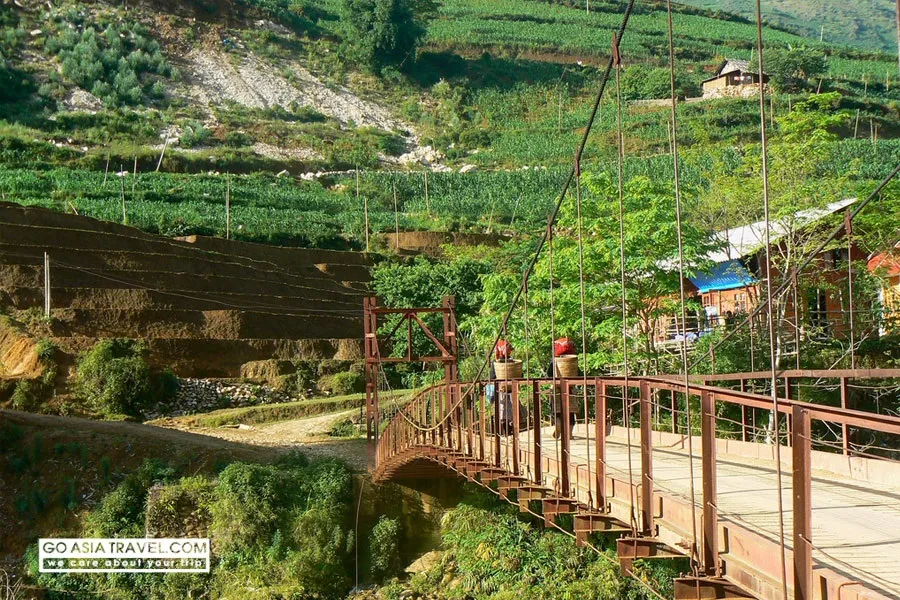 Khám phá vẻ đẹp hoang sơ bản Ý Linh Hồ ở Sapa