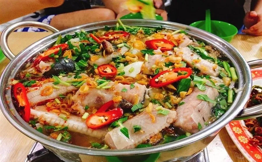 ​Lẩu cá đuối - đặc sản hấp dẫn ở miền biển Vũng Tàu