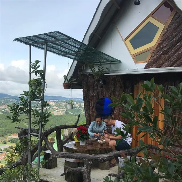 Lộ diện “HOMESTAY VIEW RỪNG” đẹp lồng lộn ngắm trọn Đà Lạt được teens check-in rần rần