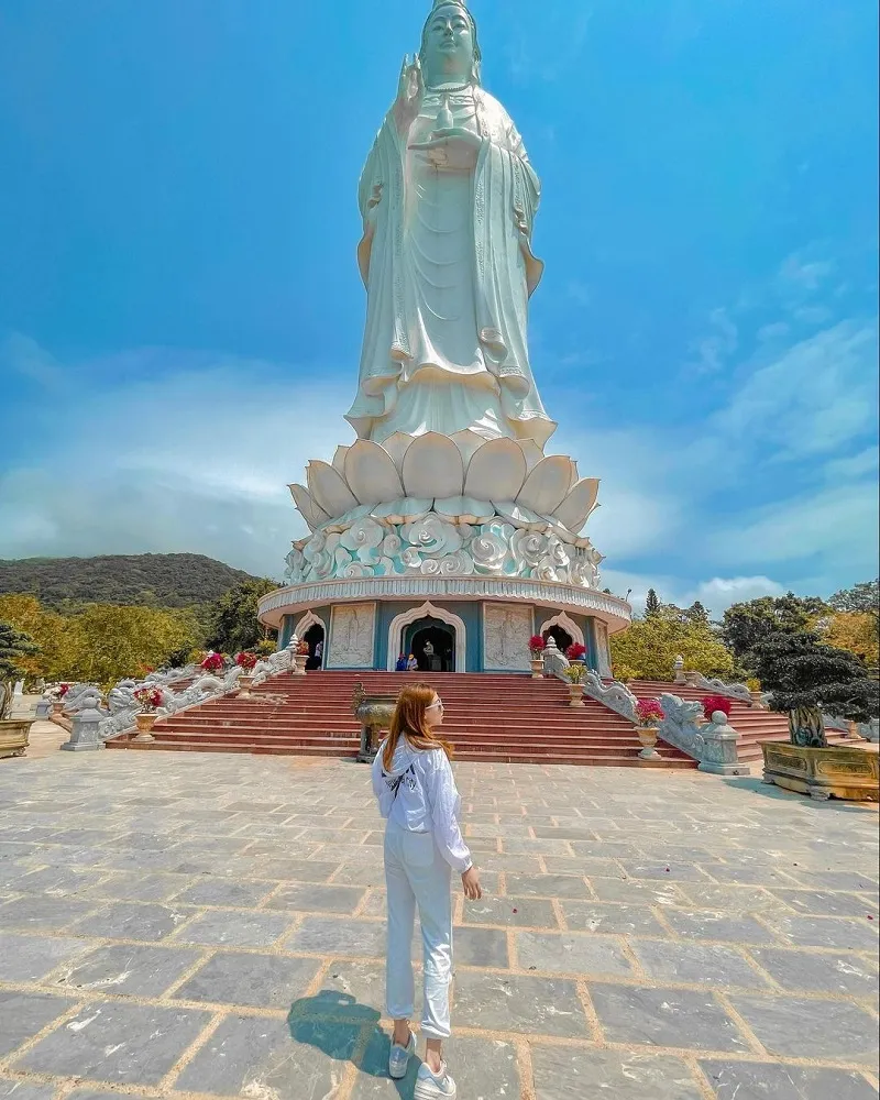 Lưu lại ngay những kinh nghiệm đi du lịch chùa Linh Ứng Bãi Bụt Sơn Trà