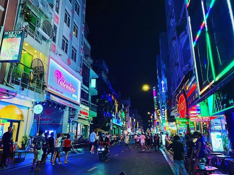 Sài Gòn buổi tối đi chơi ở đâu?