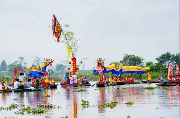 Thông tin về lễ hội truyền thống ở Cố Đô Hoa Lư