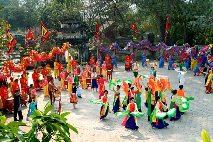 Thông tin về lễ hội truyền thống ở Cố Đô Hoa Lư