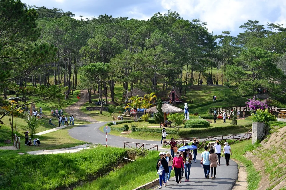 Thuyết minh về Thung lũng Tình yêu ở Đà Lạt