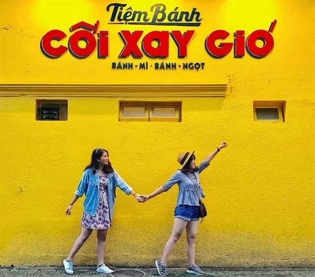 Top 10 TẠO ĐỘ SỐNG ẢO được teen Việt Nam check-in nhiều nhất 2021