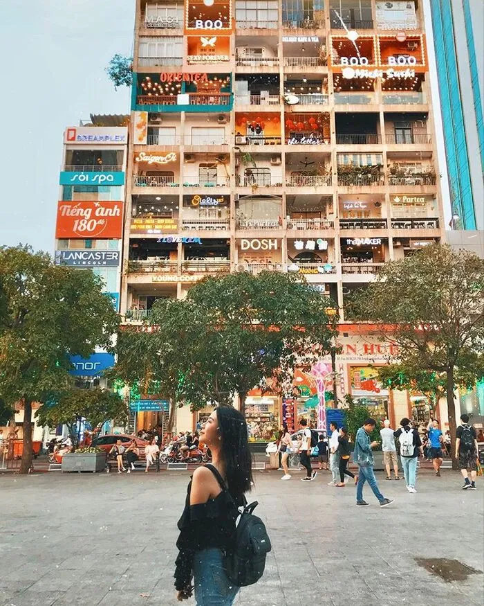 Top 25 địa điểm du lịch ở Sài Gòn đang cuốn hút giới trẻ