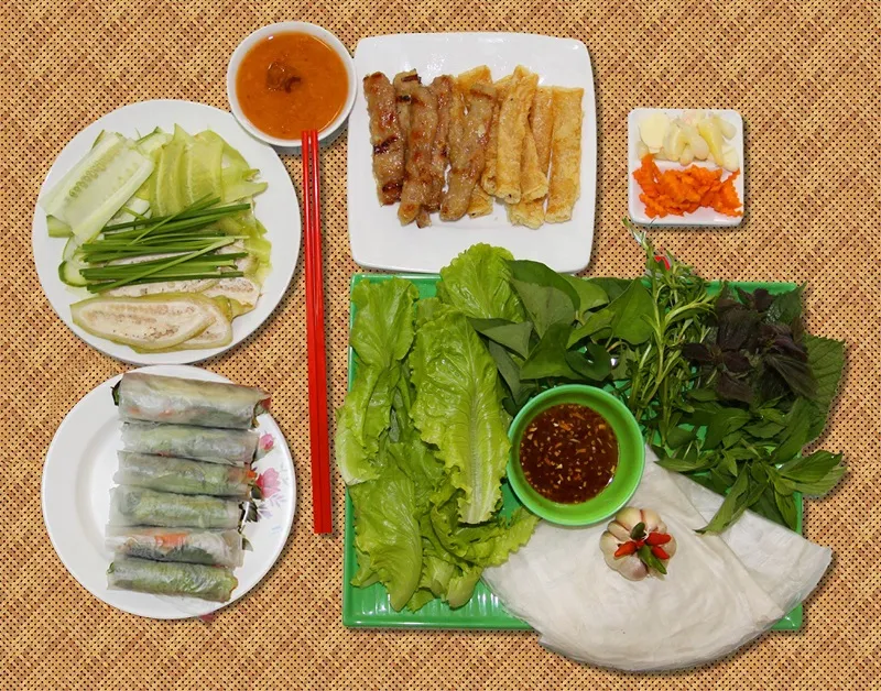 “Xuýt xoa xì xụp” với những quán ăn “ngon miễn chê” ở Buôn Ma Thuột